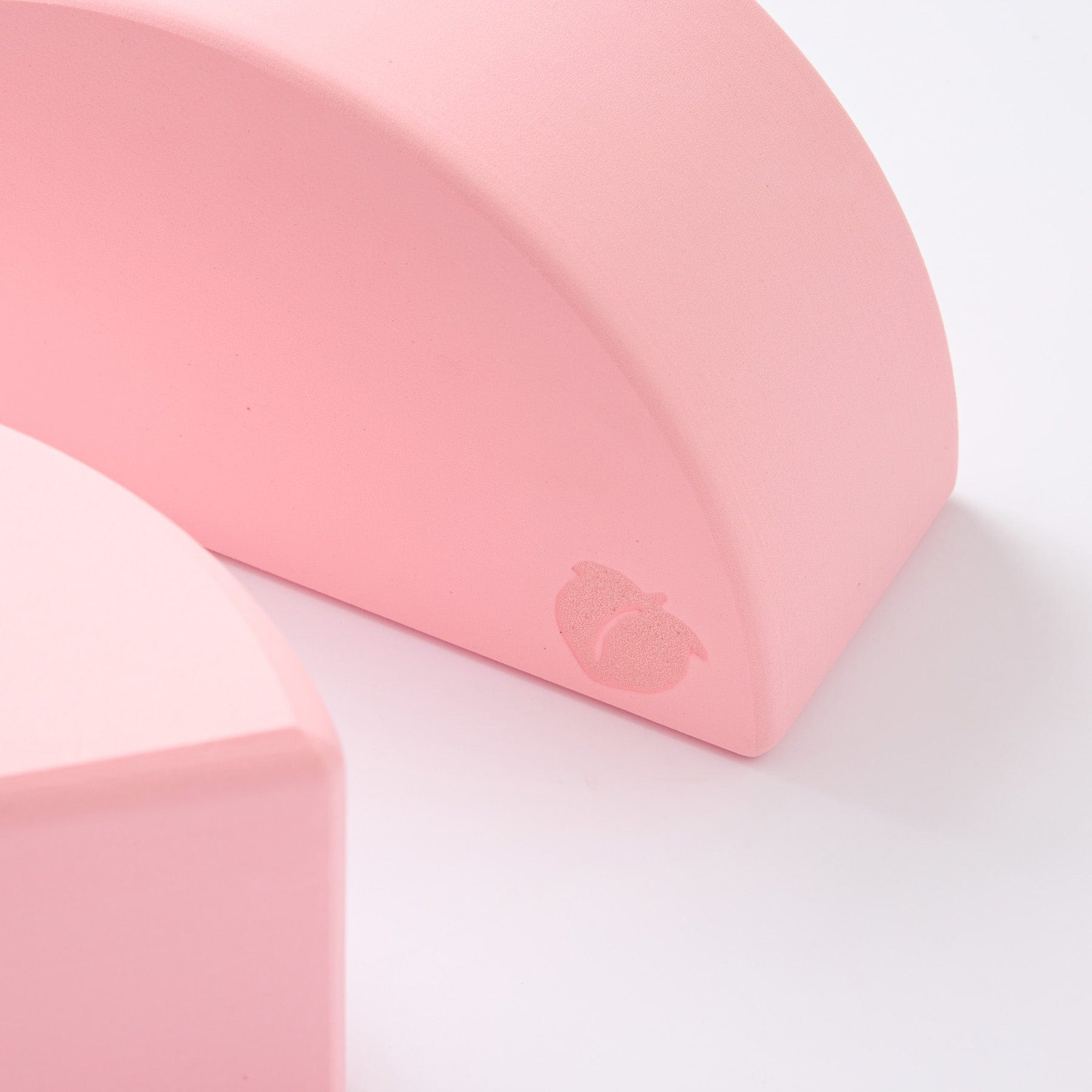 Bloco de Yoga Meia-Lua em EVA Ecológico – Brazilian Booty Co